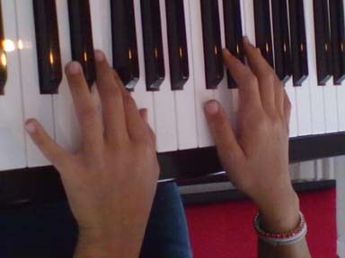 in der Musikschule Moser beim Klavierunterricht